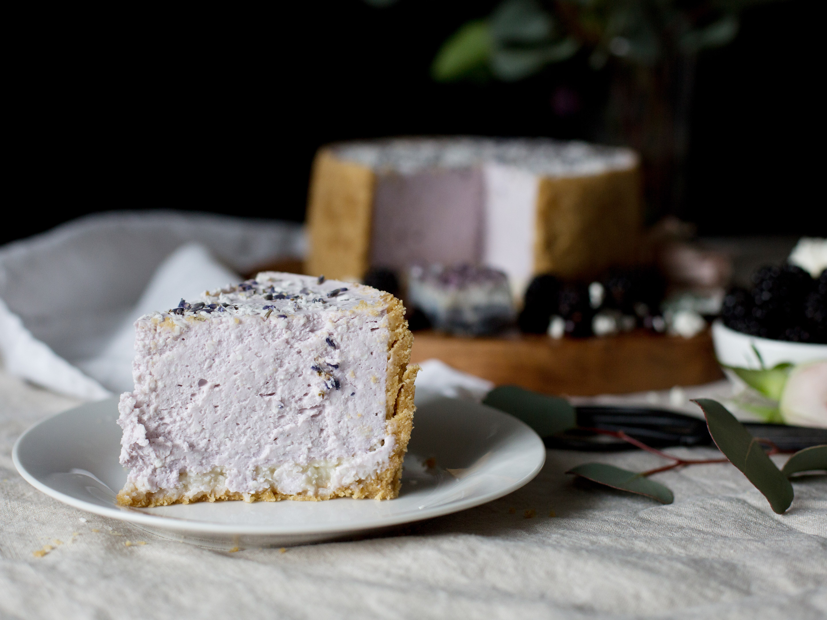Cheesecake with lavender